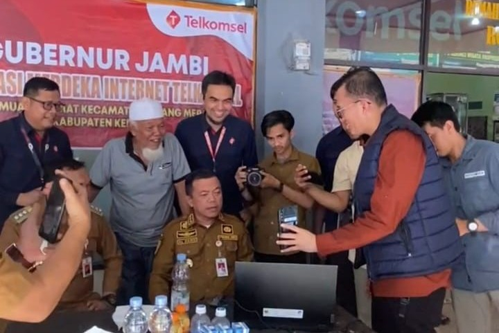 Muara Emat Kerinci Kini 'Merdeka Internet', PETAJAMBI.COM