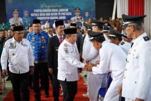 Gubernur Jambi Hadiri Pengukuhan Perpanjangan Jabatan Kades di Muarojambi , PETAJAMBI.COM