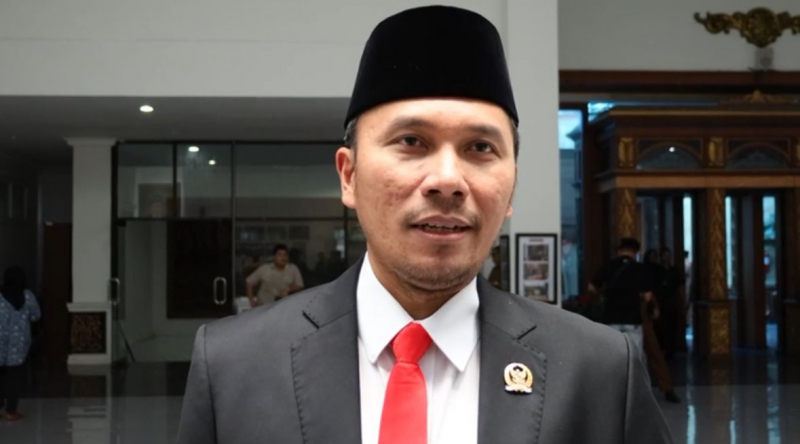 Ketua DPRD: Proses PPDB Harus Tertib, Transparan dan Sesuai Aturan, PETAJAMBI.COM