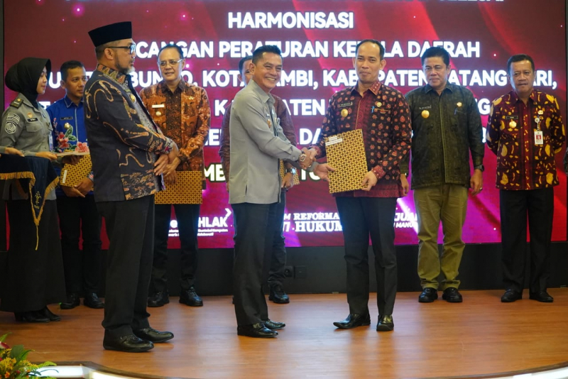 Pjs Gubernur: Harmonisasi Sangat Penting Agar Perda Tidak Bertentangan, PETAJAMBI.COM