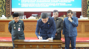 DPRD Provinsi Jambi Setujui Tiga Ranperda Jadi Perda, PETAJAMBI.COM