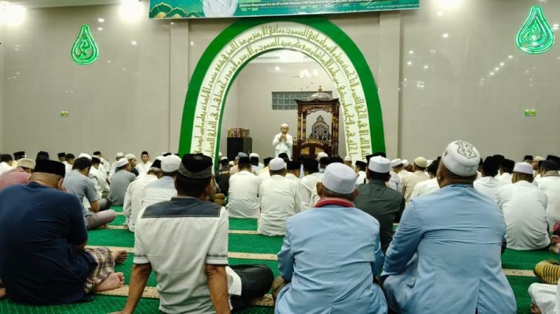  Al Haris Bersama Pejabat Pemprov Safari Subuh di Masjid Shobahul Khoiriyah Thehok