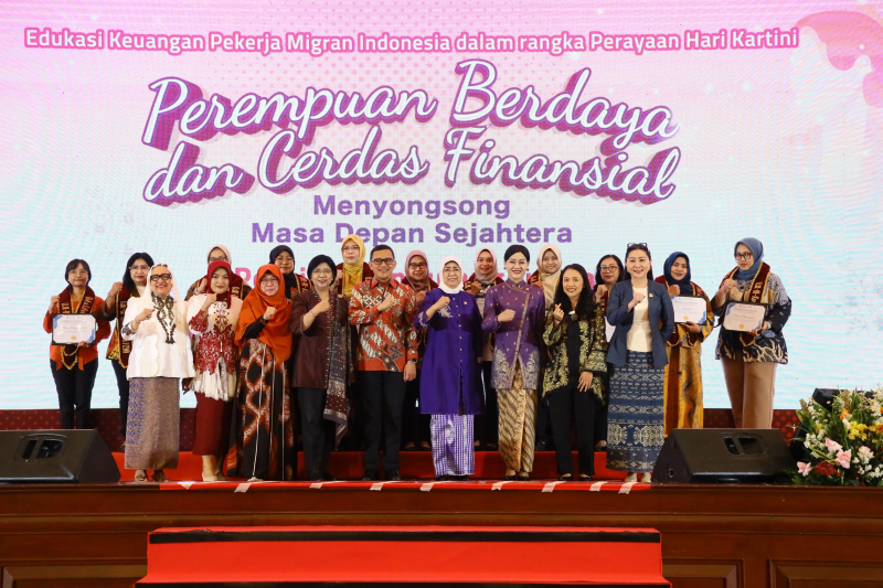 Semangat Kartini, OJK Tingkatkan Literasi Keuangan Bagi Perempuan Pekerja Migran Indonesia, PETAJAMBI.COM