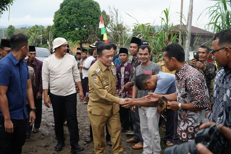 Pertisun Perdana di Kerinci, Al Haris Bawa Pejabat Turun Langsung ke Dusun Serap Aspirasi Warga, PETAJAMBI.COM