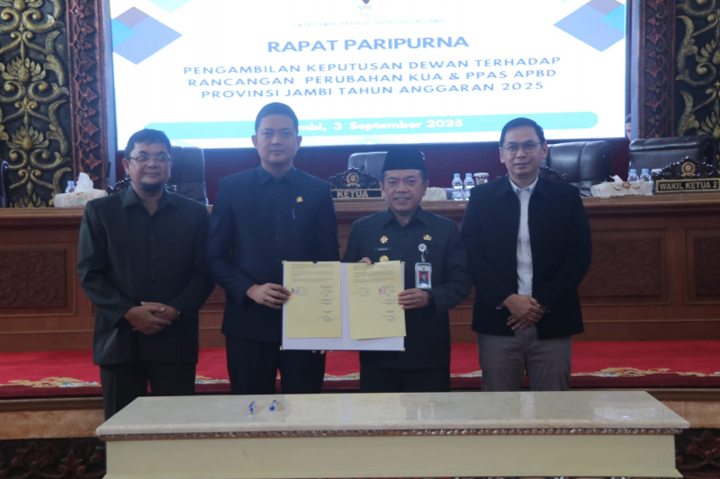 DPRD-Pemprov Sepakati Perubahan KUA-PPAS APBD Provinsi Jambi 2025, PETAJAMBI.COM